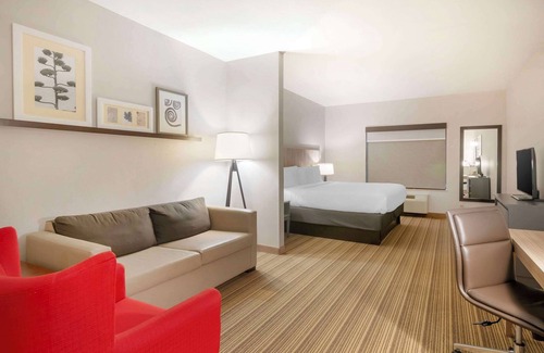 Columbia Hotel | Country Inn & Suites by Radisson, Columbia, MO