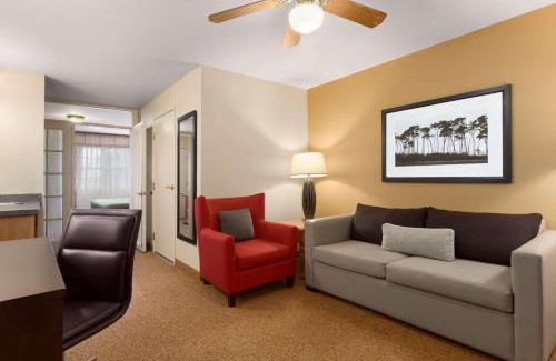 Rochester Hotel | Country Inn & Suites by Radisson, Rochester South, MN