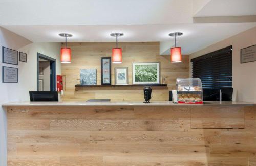 Columbia Hotel | Country Inn & Suites by Radisson, Columbia, MO