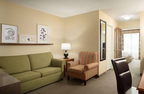 Grinnell Hotel | Country Inn & Suites by Radisson, Grinnell, IA