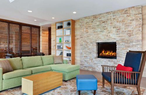 Sorrento Valley Hotel | Country Inn & Suites by Radisson, San Diego North, CA