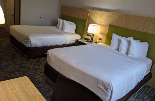 Pennington Bend Hotel | Country Inn & Suites by Radisson, Nashville, TN