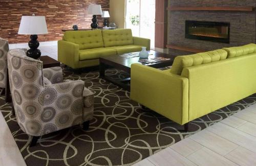 East Columbia Hotel | Country Inn & Suites by Radisson, Delta Park North Portland