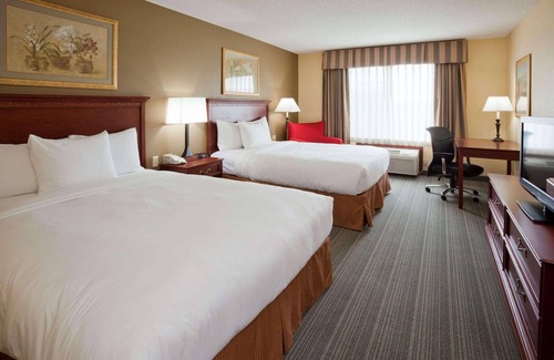 Willmar Hotel | Country Inn & Suites by Radisson, Willmar, MN