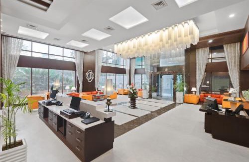Sector 14 Hotel | Country Inn & Suites by Radisson, Gurugram Sector 12