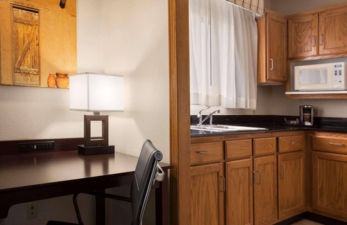 Lubbock Hotel | Country Inn & Suites by Radisson, Lubbock, TX