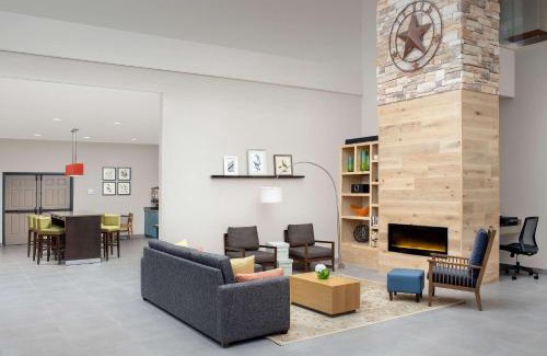 Humble Hotel | Country Inn & Suites by Radisson, Houston Intercontinental Airport East, TX