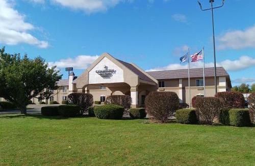 Battle Creek Hotel | Country Inn & Suites by Radisson, Battle Creek, MI