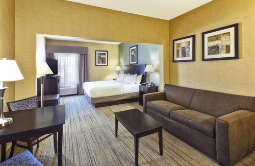 Benton Harbor Hotel | Country Inn & Suites by Radisson, Benton Harbor-St. Joseph, MI