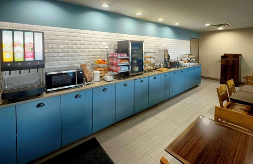 Harrisonburg Hotel | Country Inn & Suites by Radisson, Harrisonburg, VA