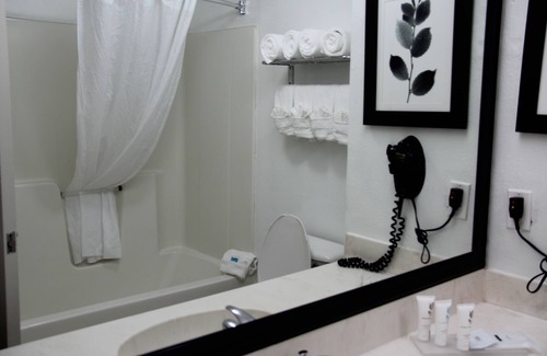Doctors Inlet Hotel | Country Inn & Suites by Radisson, Jacksonville, FL