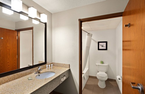 Jonesborough Hotel | Country Inn & Suites by Radisson, Jonesborough-Johnson City West, TN