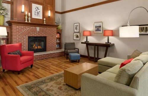 Little Chute Hotel | Country Inn & Suites by Radisson, Appleton North, WI