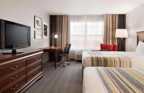 Little Chute Hotel | Country Inn & Suites by Radisson, Appleton North, WI