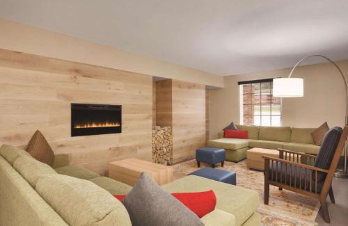 Gatlinburg - Pigeon Forge Hotel | Country Inn & Suites by Radisson, Pigeon Forge South, TN