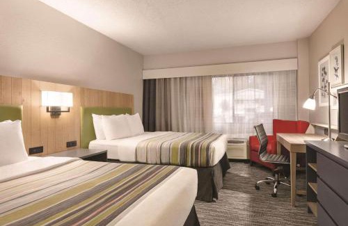 Williamsburg Hotel | Country Inn & Suites by Radisson, Williamsburg East Busch Gardens , VA