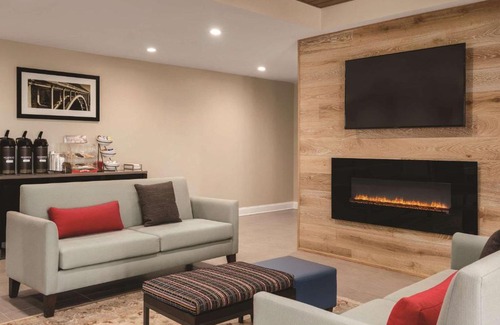 Hoffman Estates Hotel | Country Inn & Suites by Radisson, Chicago-Hoffman