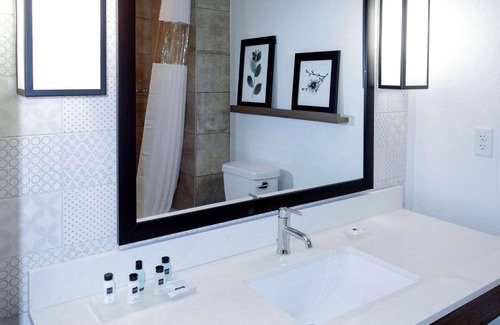 New Braunfels Hotel | Country Inn & Suites by Radisson, New Braunfels, TX
