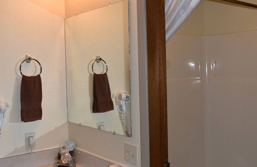 Libby Hotel | Country Inn