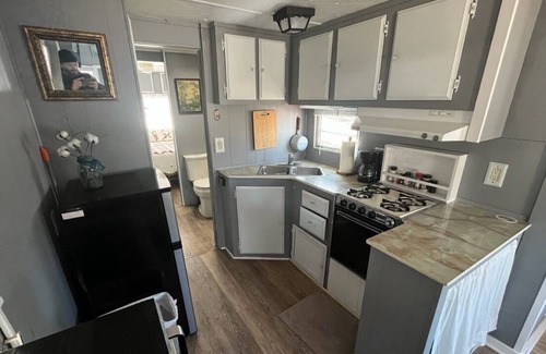Scottville House | Country life 15 minute drive to Lake Michigan
