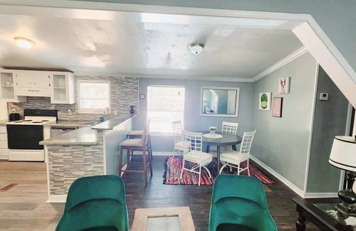 Citronelle House | Country living at it's best, in this charming 3 bedroom home