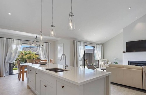 Papakura House | Country Living At Its Best | Indoor Outdoor Dream