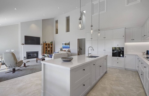 Papakura House | Country Living At Its Best-Outdoor Dream