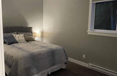 Salmon Arm Apartment | Country Living by the Lake