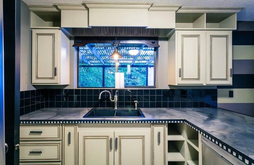 Campbell River Apartment | Country Living in the City.