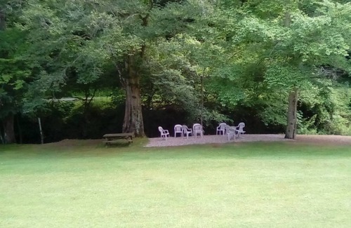 Chapmanville House | Country Livng ATV Trails Lg porch w/Fire pit Outdoor Griilling
