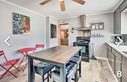 Pine Bluff House | Country-Lux Stay & Play Spacious, Cozy Retreat-Experience True Comfort and Joy