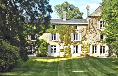 Clussais-la-Pommeraie House | Country Manor at La Pommeraie