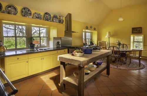 New Quay Cottage | Country Manor steeped in history with Ocean Views