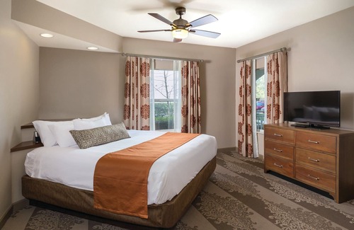 Pennington Bend Resort | Country Music's finest Modern Resort by Grand Ole Opry & Convention Center