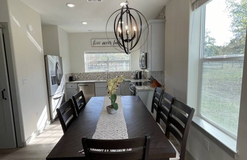 Hockley House | Country Oasis -B