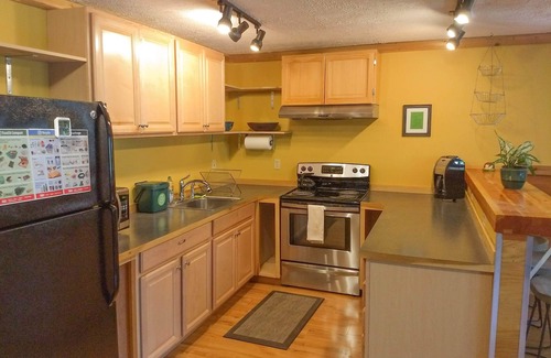 Olympic Hills Apartment | Country Oasis in North Seattle