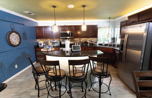 South Arlington House | Country Oasis in the City