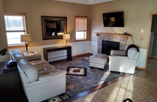 Caledonia Apartment | Country Oasis