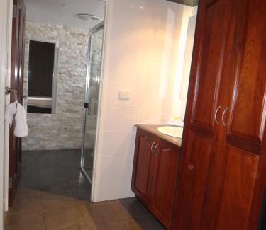 West Mackay Hotel | Country Plaza Motor Inn