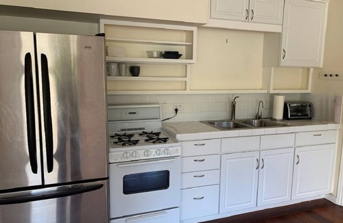 Valley Center House | Country Quiet House in Organic 20 acre walking Grove