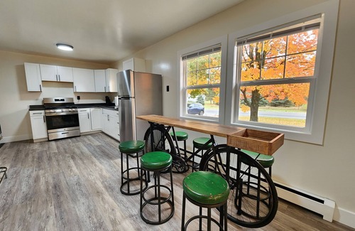 Paris House | Country Ranch near Big Rapids