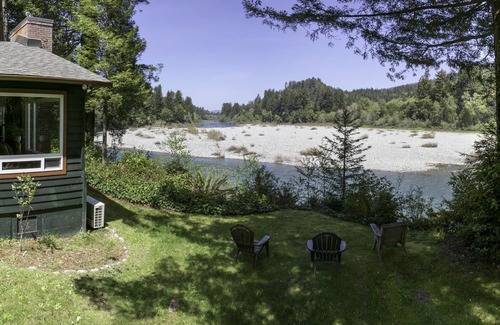 Crescent City House | Country Redwood Home With Remarkable Smith River Views