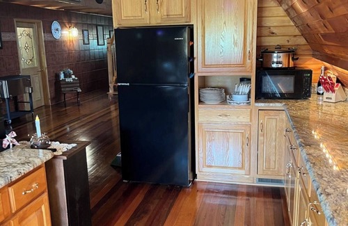Mehoopany House | Country retreat, Refurbished Barn