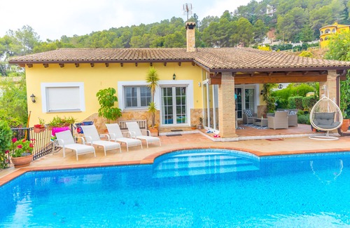Carcaixent Villa | Country side luxury villa with private pool close to beach, mountain and golf!
