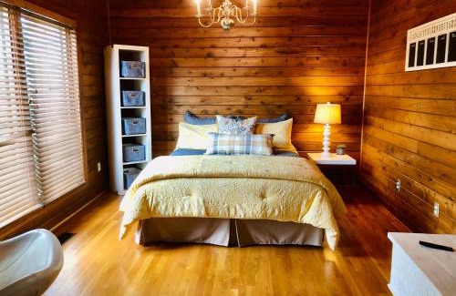 Laurel Fork Ski Chalet | Country vacation home