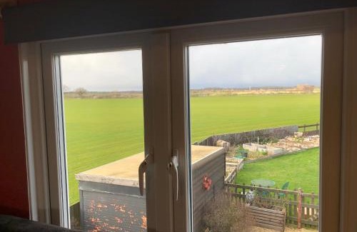 Clacton-on-Sea House | Country View place