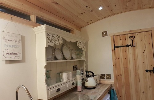 Low Catton Cabin | Country views, great access to York and the coast