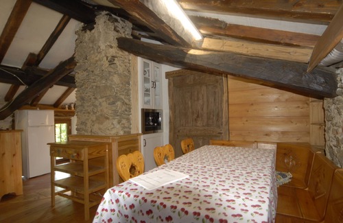 Mallare House | Country villa for 18 people surrounded by nature with private beach. WIFI