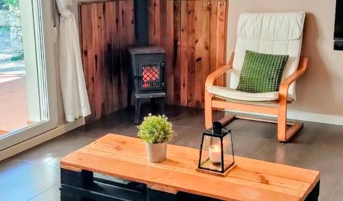 Xativa House | Country villa guest suite & private pool