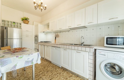 Il Monte Villa | Country villa with private pool,tennis court five minutes from the sea